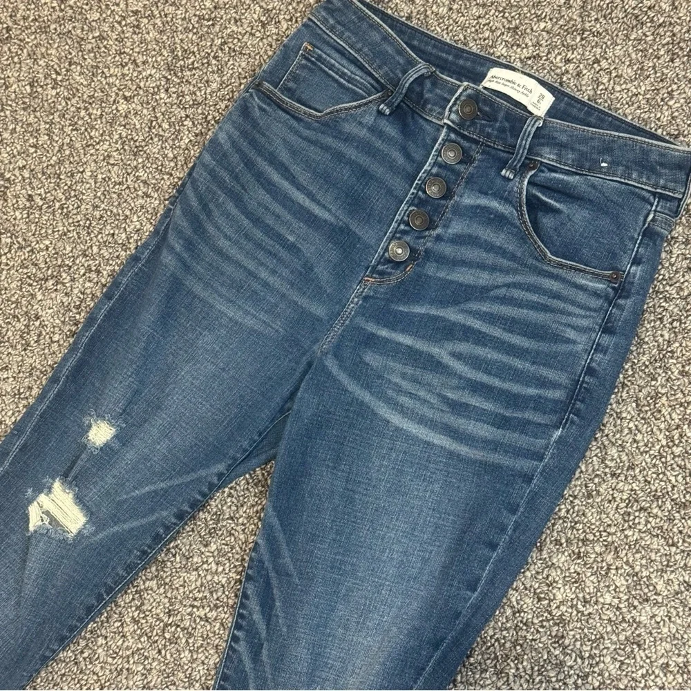 Abercrombie & Fitch Blue Distressed Skinny Jeans - Picture 3 of 6